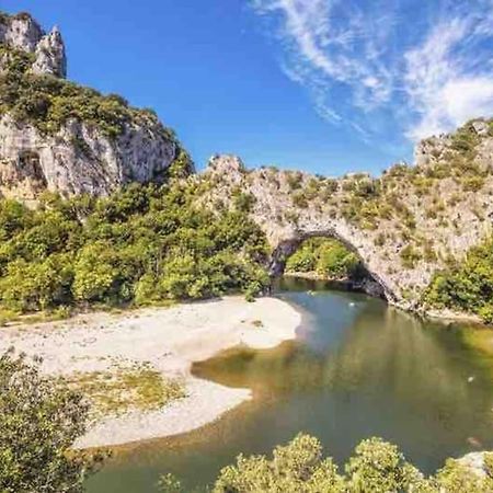 Appartement Neuf Avec Spa Saint-Martin-dʼArdèche Exteriér fotografie
